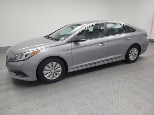 2016 Hyundai SONATA Hybrid SE