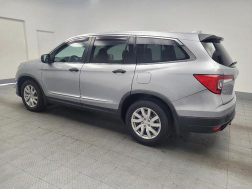 Lunar Silver Metallic 2019 Honda Pilot LX