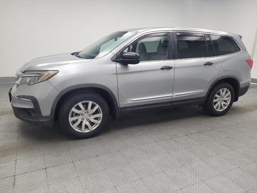 Lunar Silver Metallic 2019 Honda Pilot LX