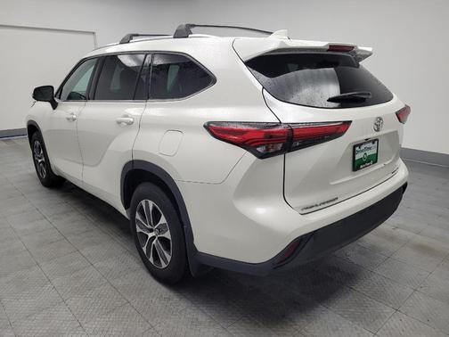 Blizzard Pearl 2020 Toyota Highlander XLE