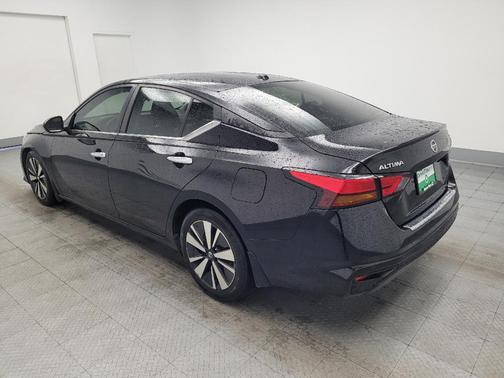 Super Black 2022 Nissan Altima 2.5 SV