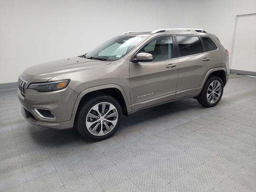 2019 Jeep Cherokee Overland