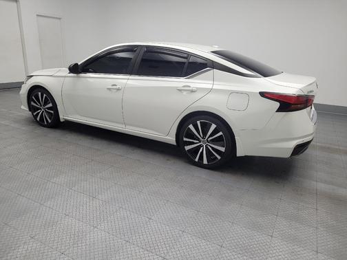 2021 Nissan Altima SR FWD