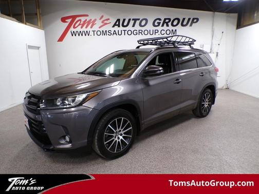 2017 Toyota Highlander SE