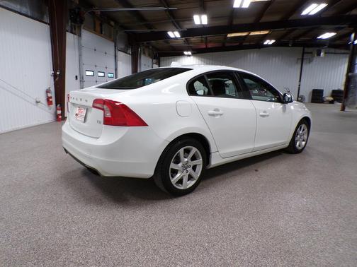 2015 Volvo S60 T5