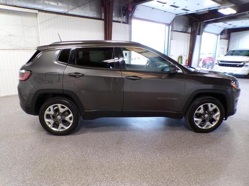 Granite Crystal Clearcoat Metallic 2019 Jeep Compass Limited