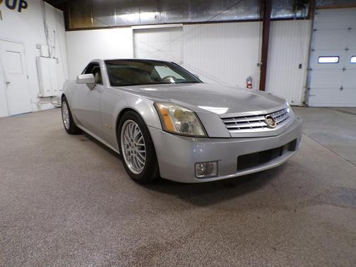 2004 Cadillac XLR Base