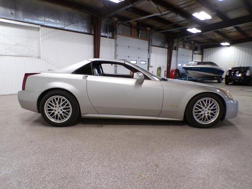 2004 Cadillac XLR Base