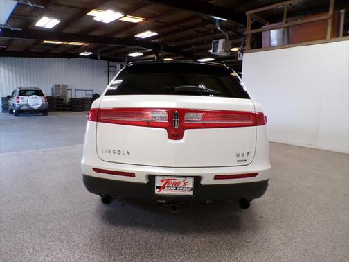 2014 Lincoln MKT EcoBoost
