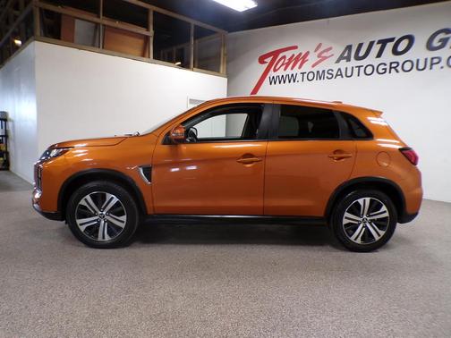 2020 Mitsubishi Outlander Sport SE