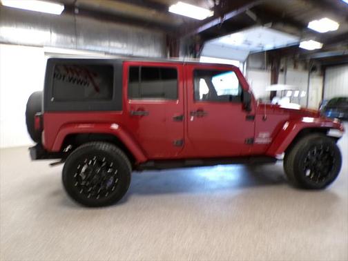 2011 Jeep Wrangler Unlimited Sahara