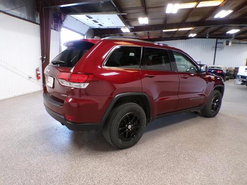 2020 Jeep Grand Cherokee Laredo E
