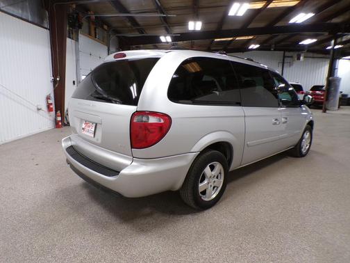 2005 Dodge Grand Caravan SXT