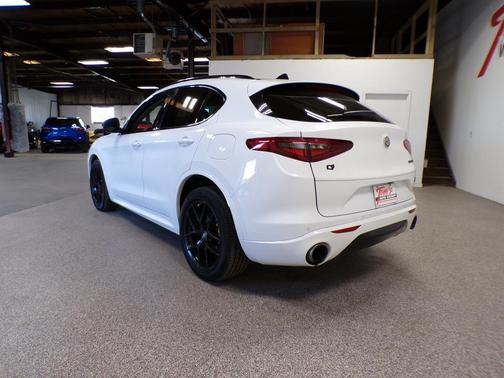 2021 Alfa Romeo Stelvio Ti