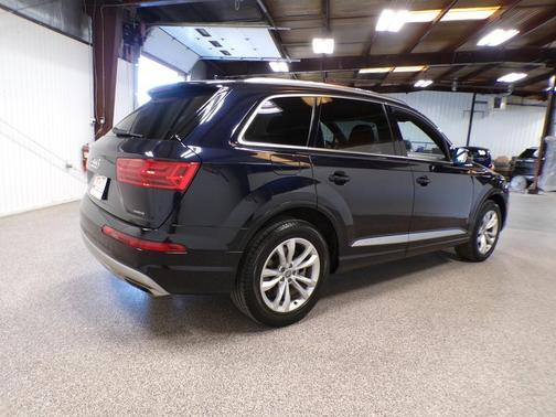 2017 Audi Q7 2.0T Premium Plus