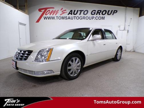 2008 Cadillac DTS Base