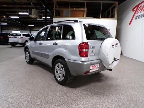 2005 Toyota RAV4 Base