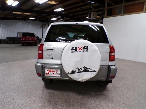2005 Toyota RAV4 Base