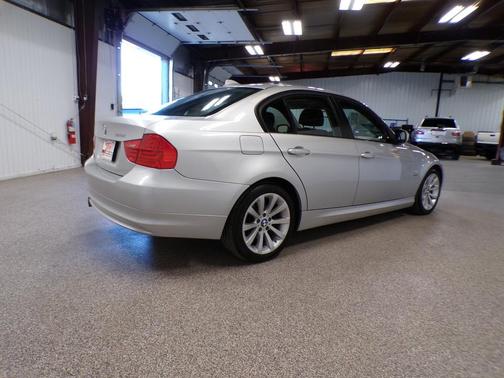 2011 BMW 328 i xDrive