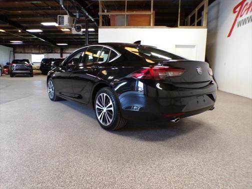 2019 Buick Regal Sportback FWD Preferred II