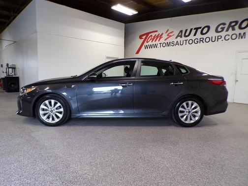Platinum Graphite 2018 Kia Optima S