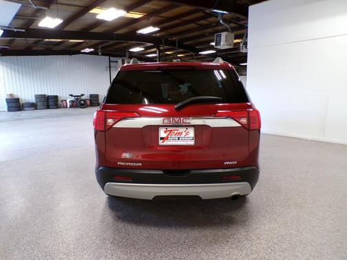 Crimson Red Tintcoat 2018 GMC Acadia SLE-2