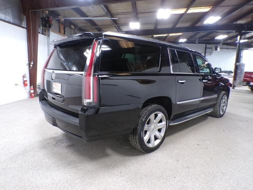 2015 Cadillac Escalade ESV Luxury