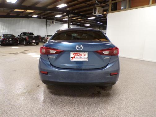 2018 Mazda Mazda3 Sport