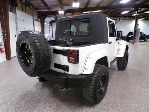 Bright White Clearcoat 2015 Jeep Wrangler Sport