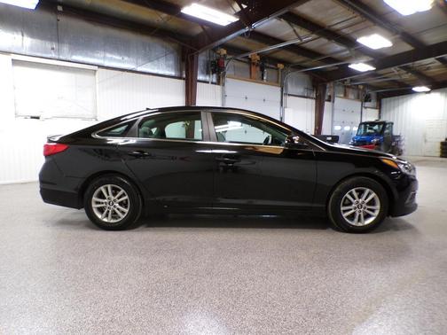 2017 Hyundai SONATA Base