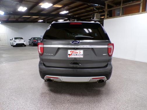 2016 Ford Explorer Platinum