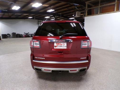 2016 GMC Acadia Denali