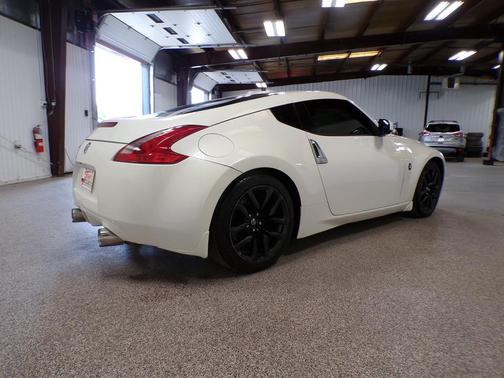 2016 Nissan 370Z Touring
