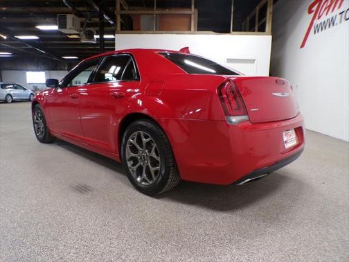 2017 Chrysler 300 S
