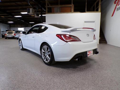 2013 Hyundai Genesis Coupe 3.8 Track