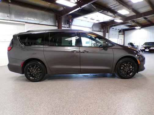 Gray 2020 Chrysler Pacifica Launch Edition