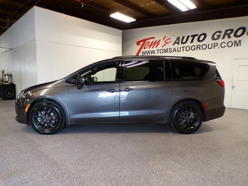 Gray 2020 Chrysler Pacifica Launch Edition