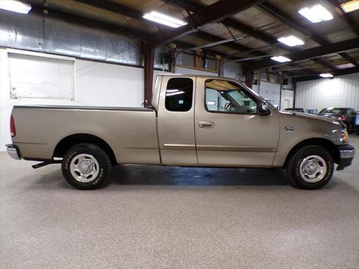 2002 Ford F-150 XLT SuperCab