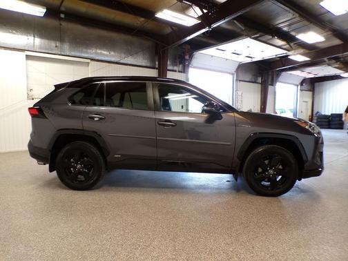 2019 Toyota RAV4 Hybrid XSE