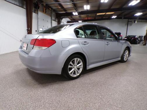 2014 Subaru Legacy 2.5i Premium