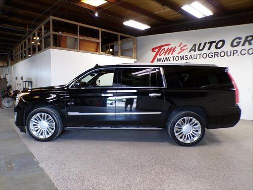 2016 Cadillac Escalade ESV Platinum