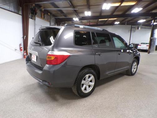 2010 Toyota Highlander Base