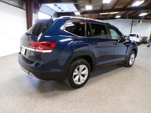 2018 Volkswagen Atlas 3.6L SE w/Technology