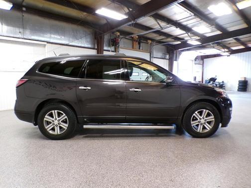Tungsten Metallic 2016 Chevrolet Traverse 2LT