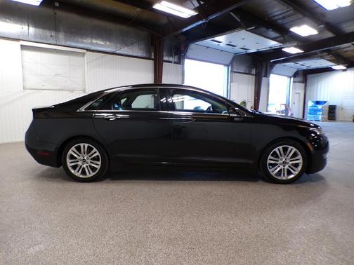 2014 Lincoln MKZ Base
