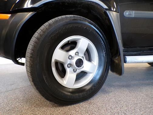 2004 Nissan Xterra XE-V6