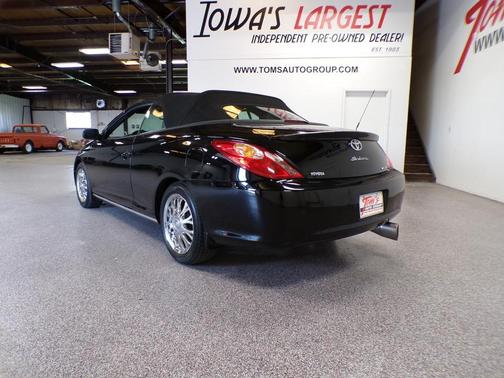 Black 2006 Toyota Camry Solara SLE V6