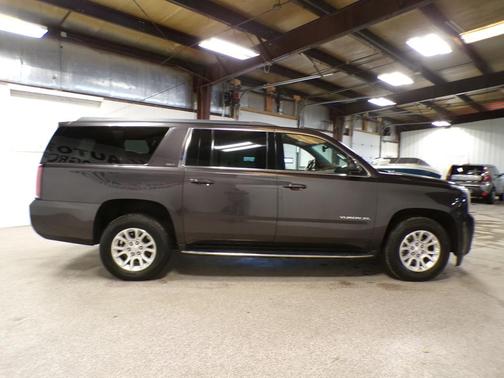 2017 GMC Yukon XL SLT