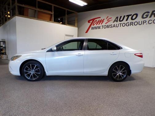 2015 Toyota Camry XSE