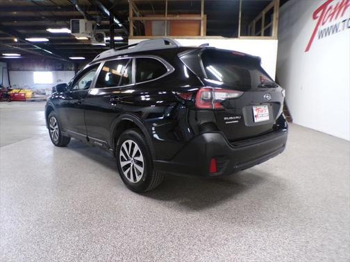 2021 Subaru Outback Premium